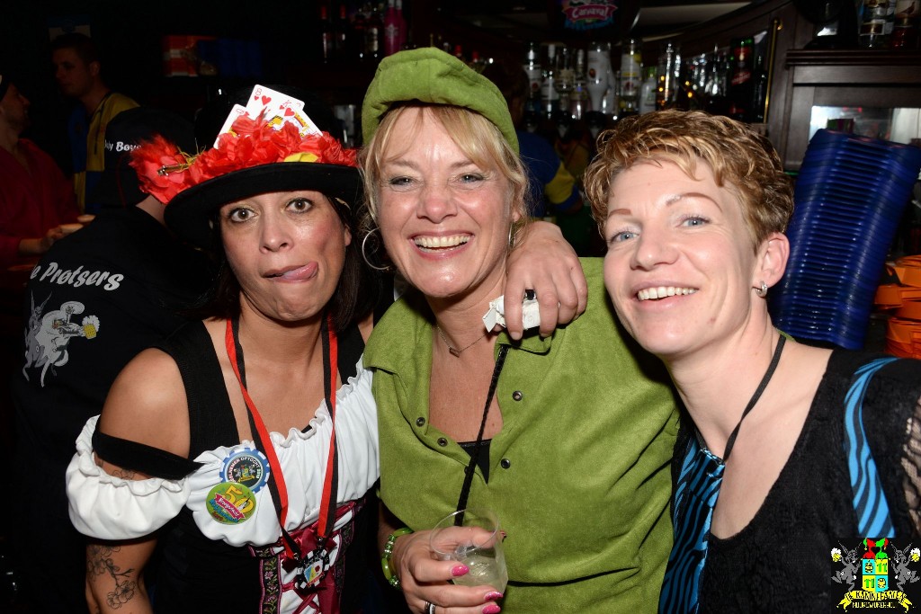 ../Images/Kroegentocht 512.jpg